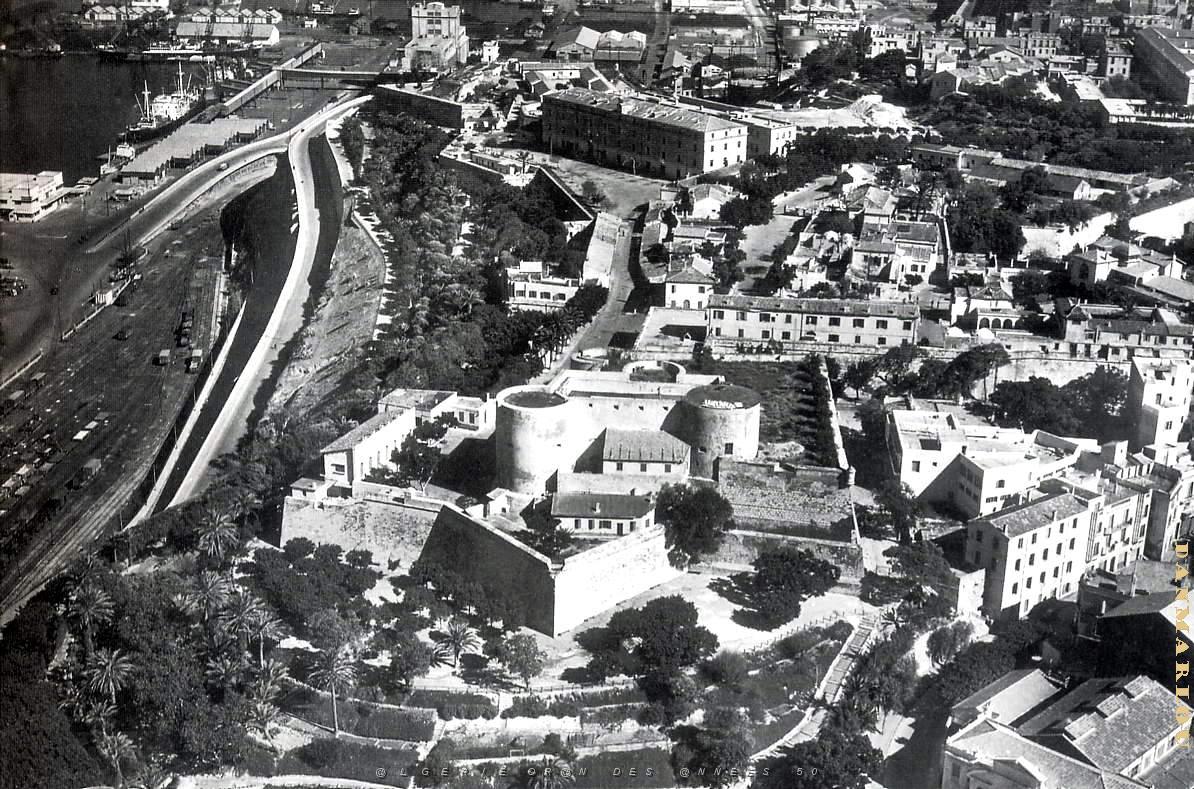 CN a- 02- Vue generale Chateau-neuf.jpg